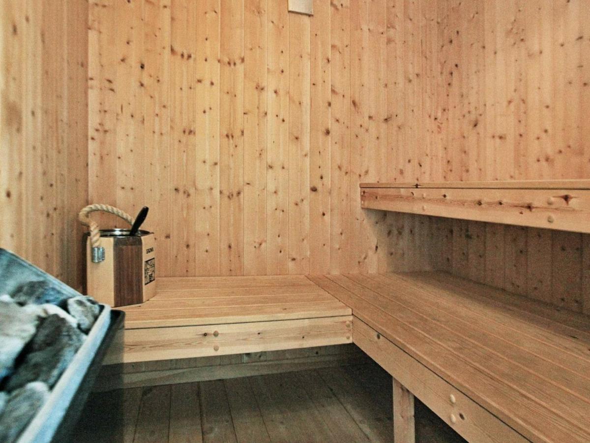 12 Person Holiday Home In Otterndorf Esterno foto